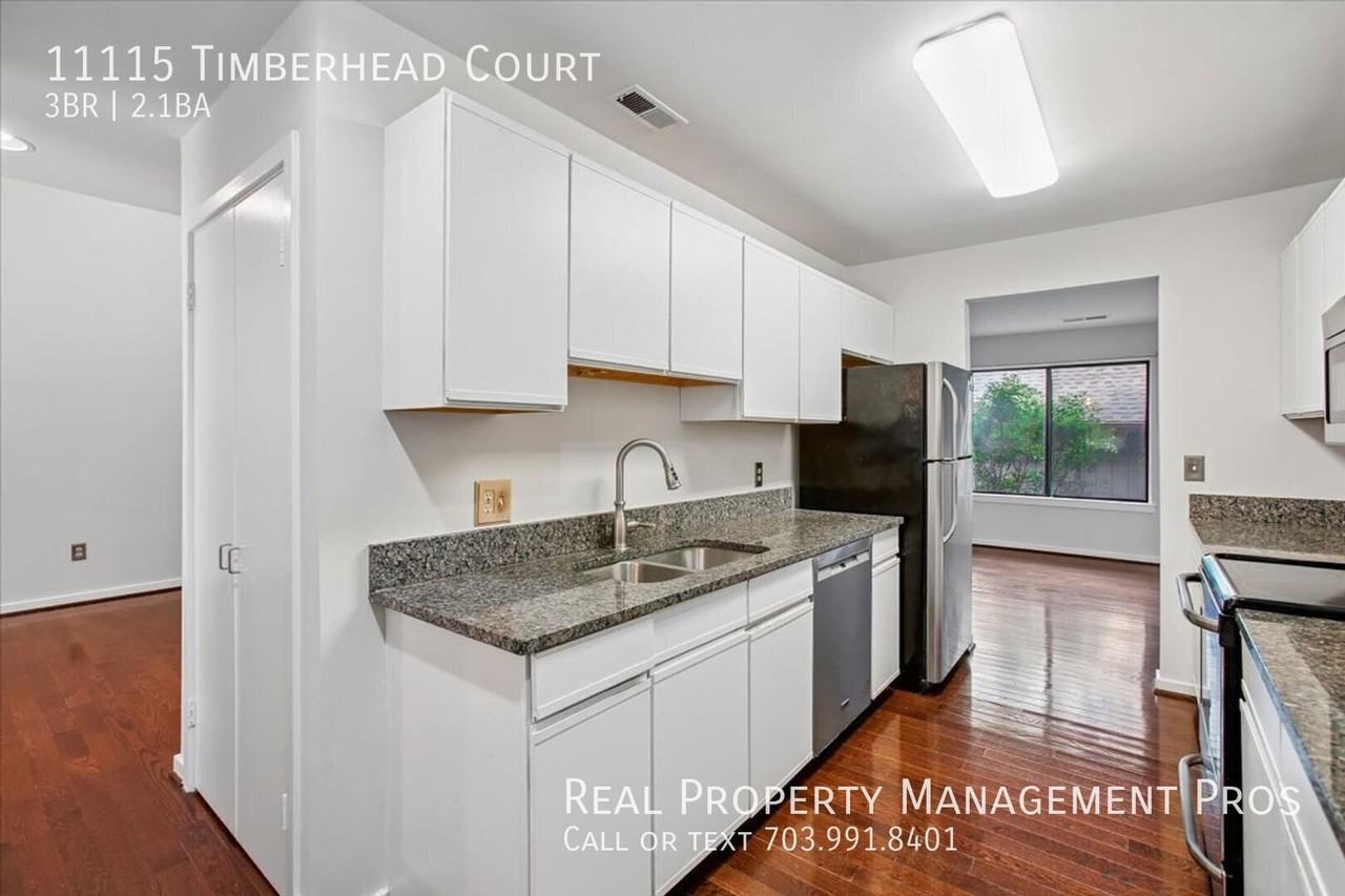 11115 Timberhead Ct - Photo 7 of 50
