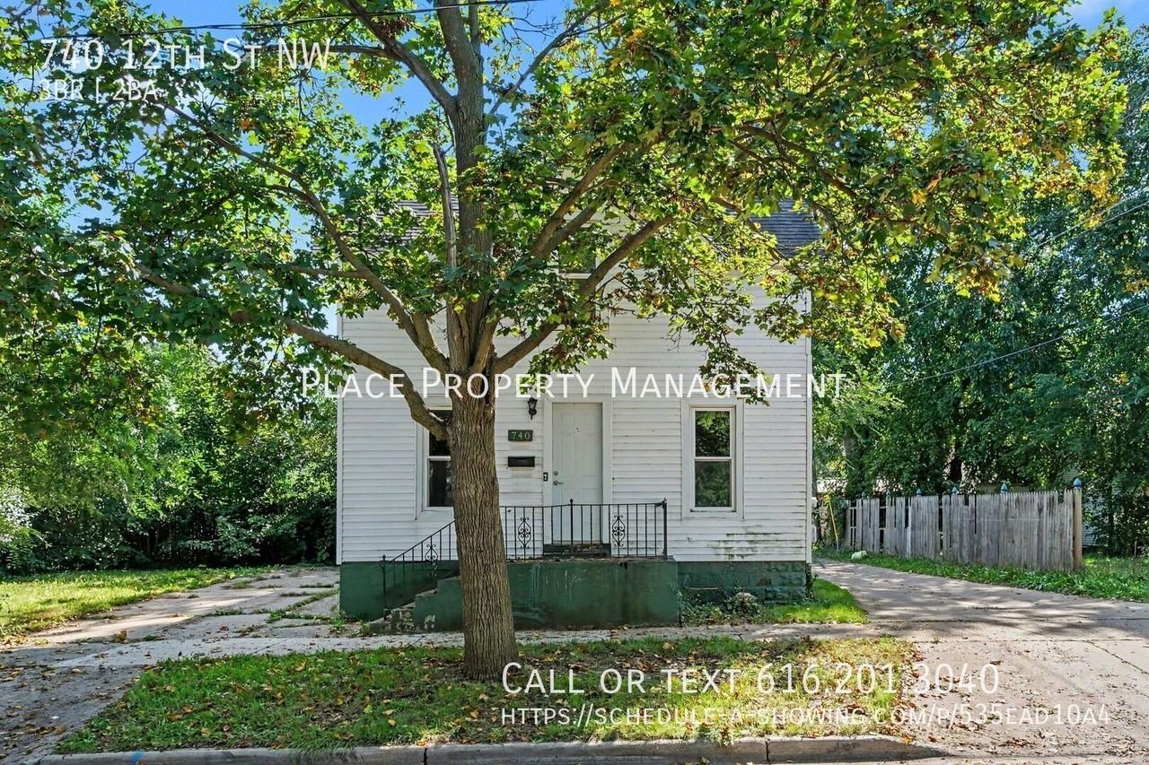 740 12th St Nw - Photo 3 of 30