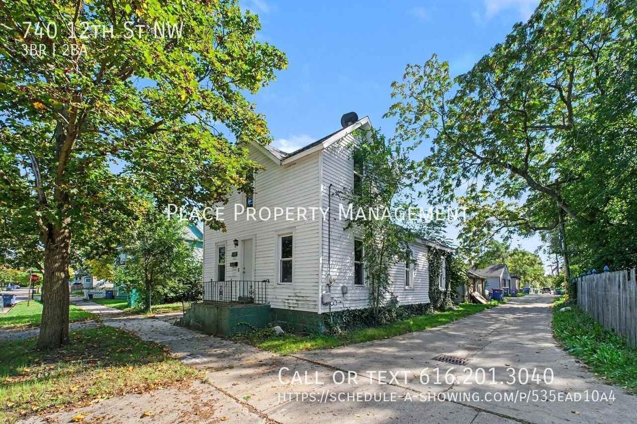 740 12th St Nw - Photo 4 of 30