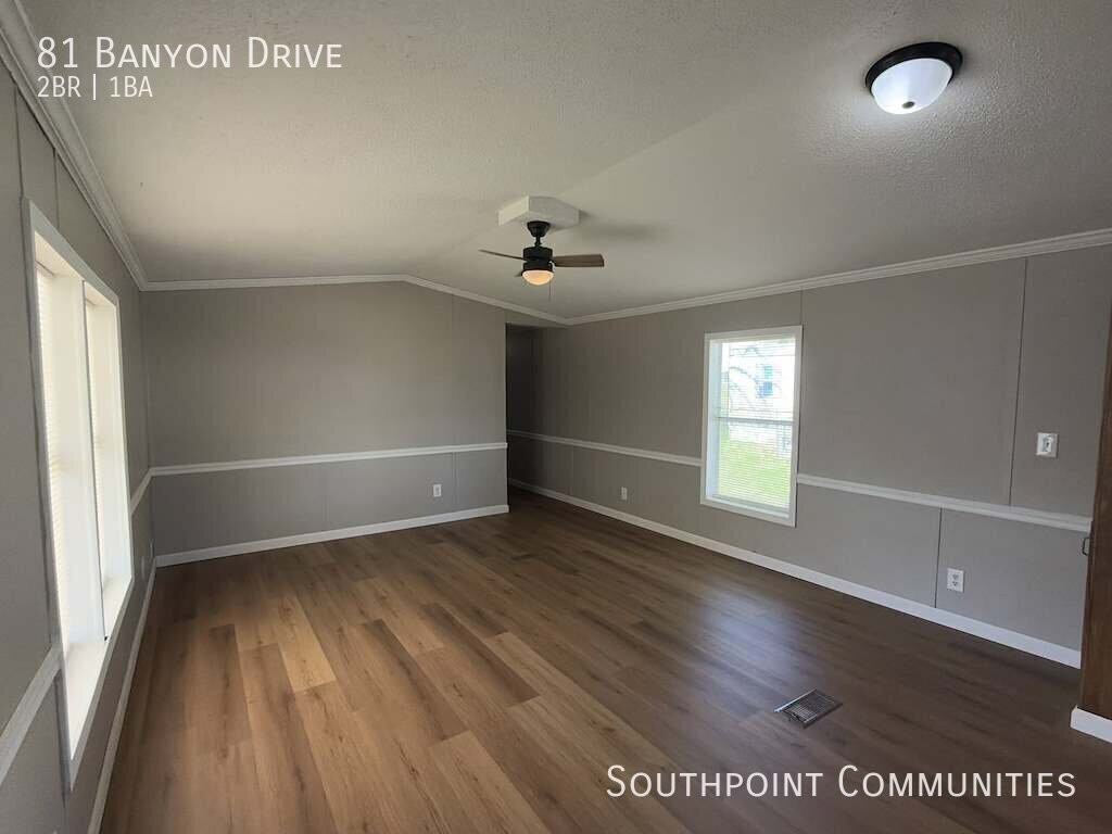 81 Banyon Dr - Photo 4 of 7