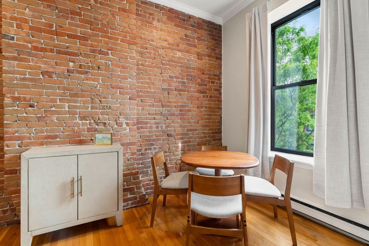 17 Dwight St #3 - Photo 3 of 19