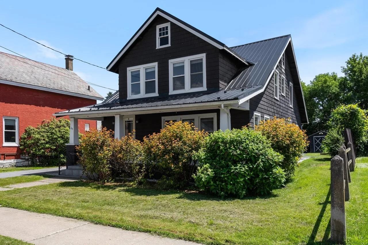 64 Saint Peter St #A - Photo 6 of 16