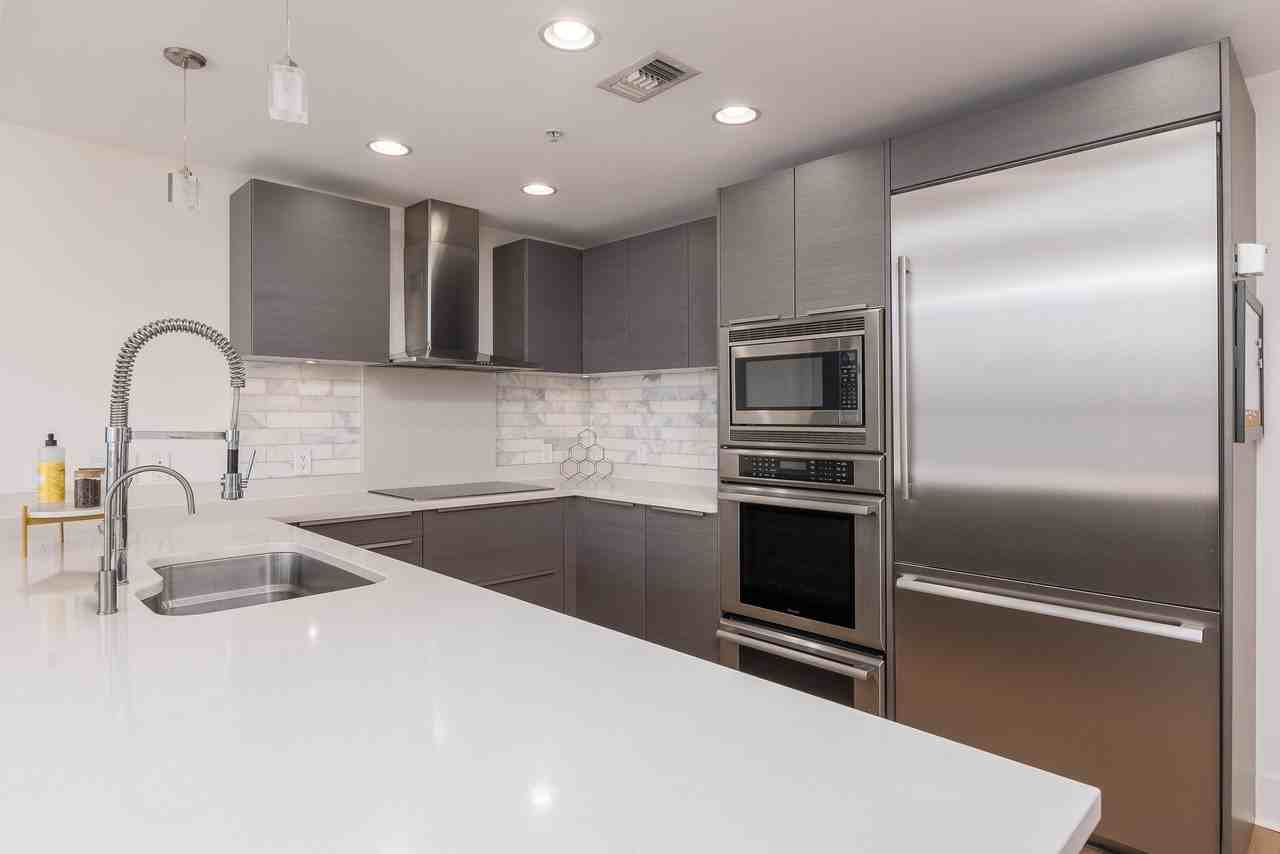 175 1st St S #504 - Photo 7 of 48