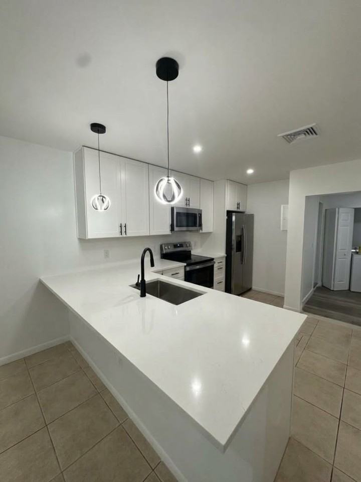 4175 Se Broward St #4175 - Photo 2 of 15