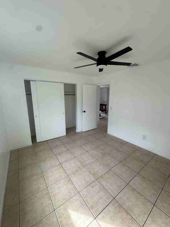 4175 Se Broward St #4175 - Photo 5 of 15