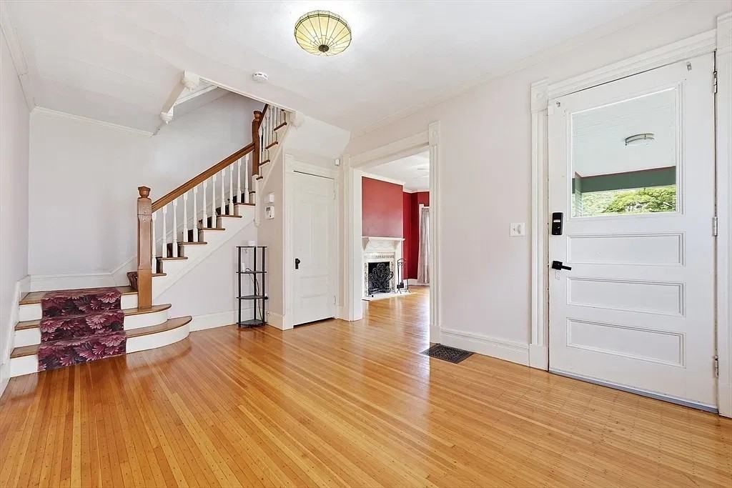 77 Firglade Ave #NA - Photo 6 of 22