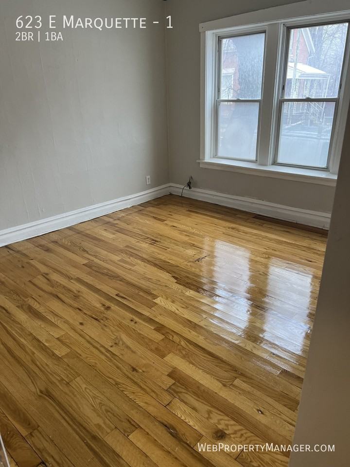 623 E Marquette Rd #1 - Photo 3 of 13