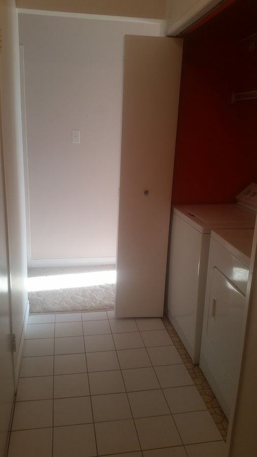 3843 - 3843 76 Street - Photo 4 of 5