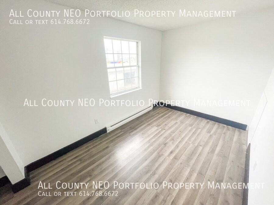 935 S Court St #10 - Photo 5 of 9