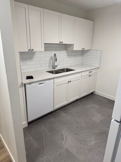 4944 Dalton Dr Nw - Photo 2 of 25