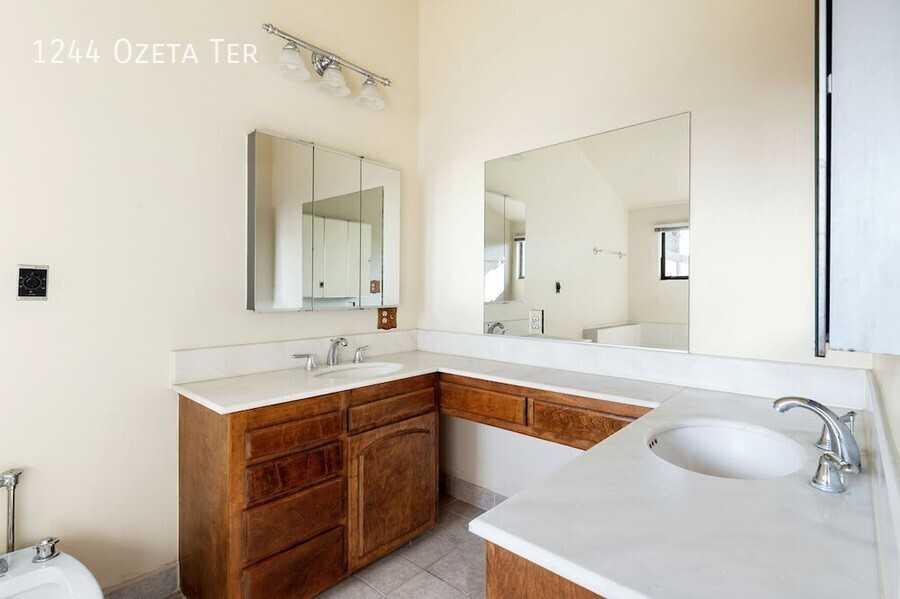 1244 Ozeta Ter - Photo 5 of 12