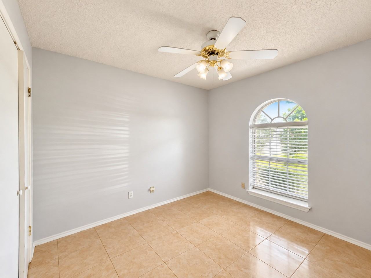 2113 E 29th St #NA - Photo 5 of 18