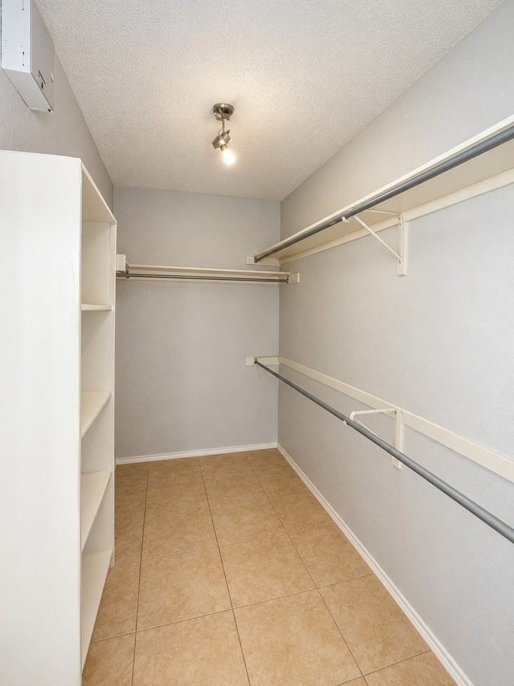 2113 E 29th St #NA - Photo 7 of 18