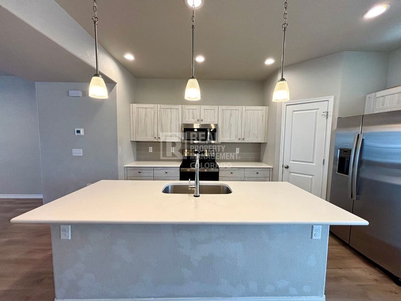 7860 Melvern Grv - Photo 5 of 21