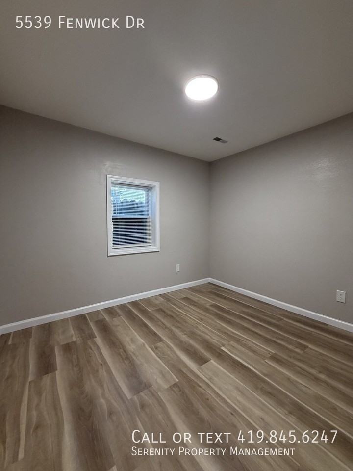 5539 Fenwick Dr - Photo 7 of 11