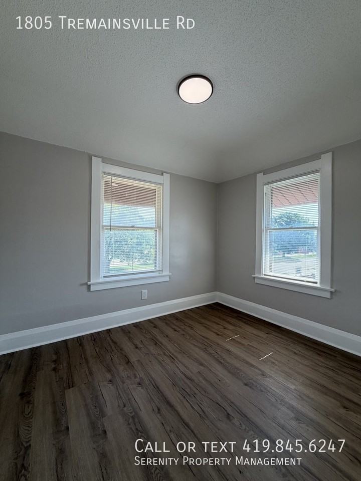 1805 Tremainsville Rd - Photo 2 of 11