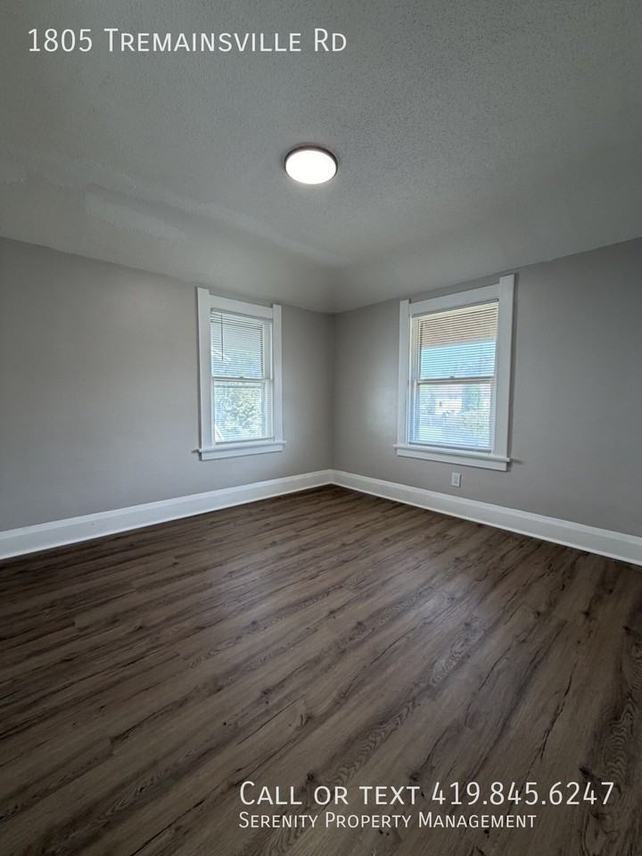 1805 Tremainsville Rd - Photo 3 of 11