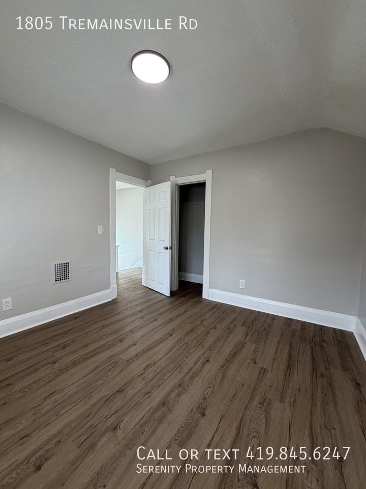 1805 Tremainsville Rd - Photo 4 of 11