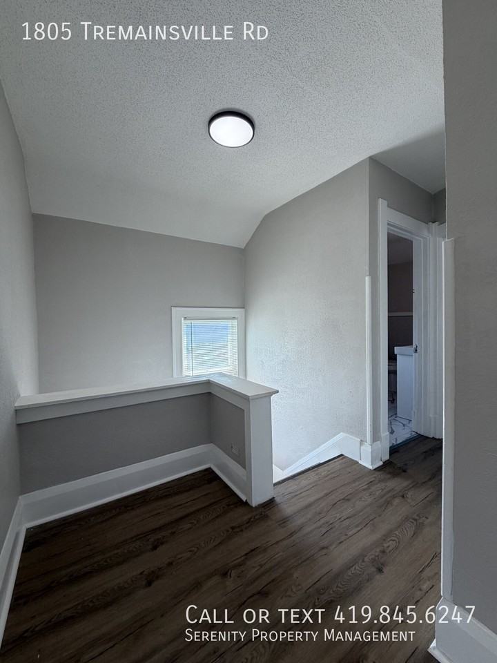 1805 Tremainsville Rd - Photo 5 of 11