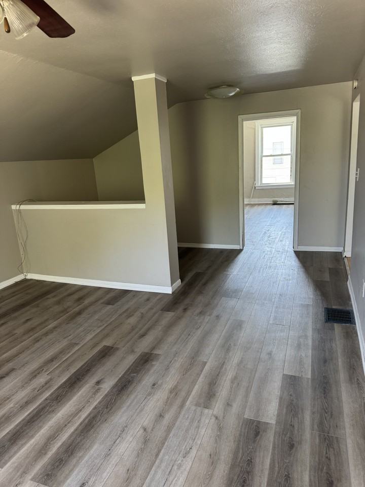 5619 Harvard Ave - Photo 2 of 7