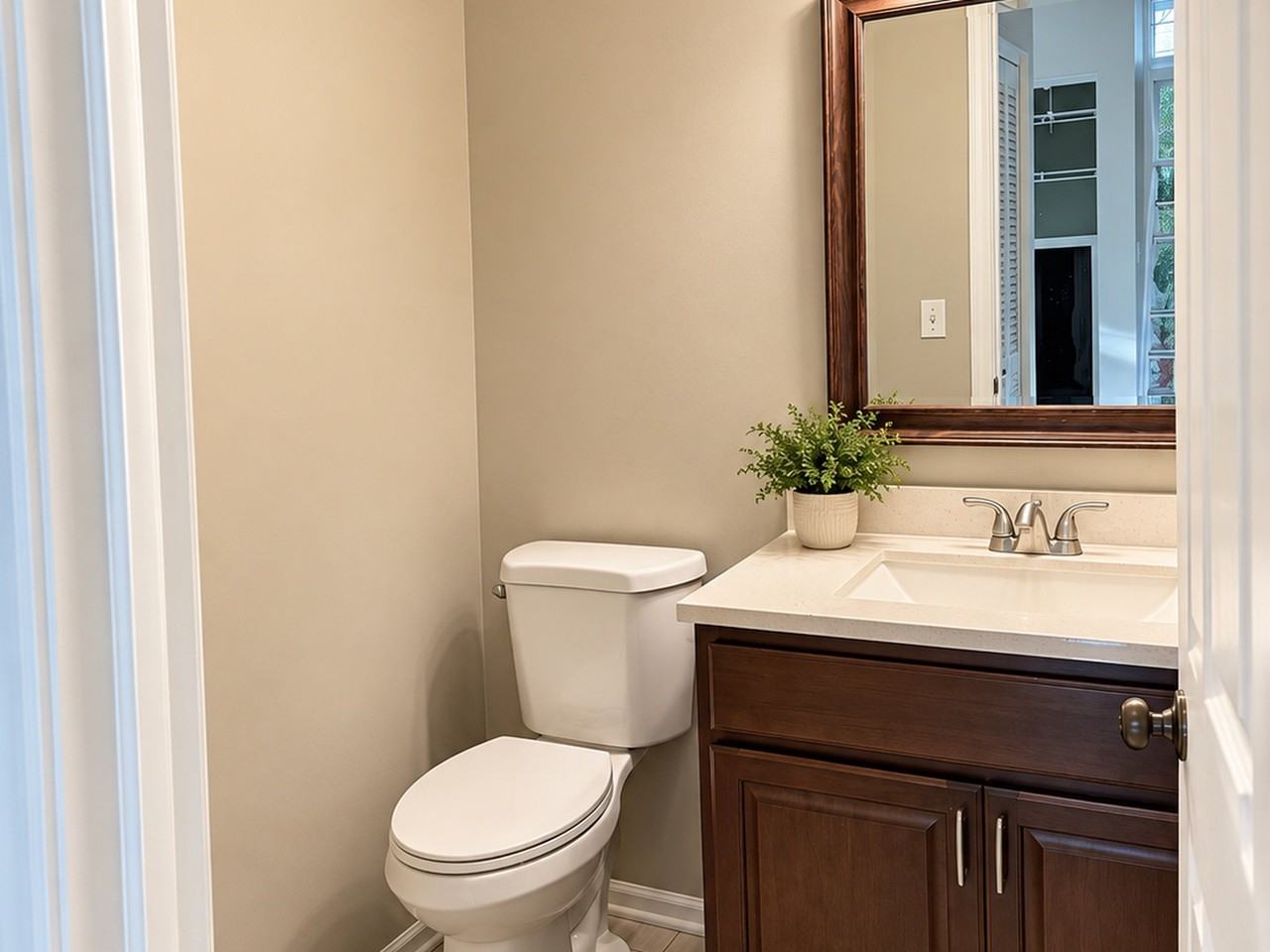 2710 Loveland St - Photo 7 of 19