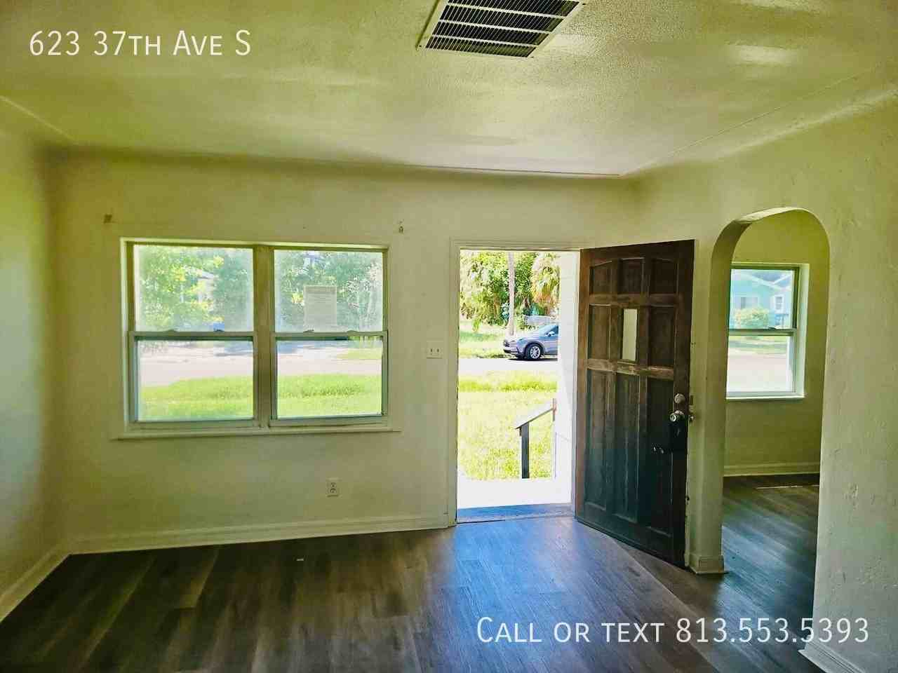 623 37th Ave S - Photo 3 of 42