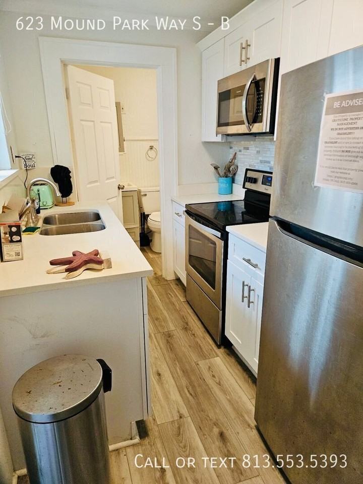 623 Mound Park Way S #B - Photo 4 of 31