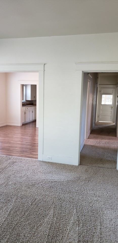 915 N 13th St - Photo 2 of 5