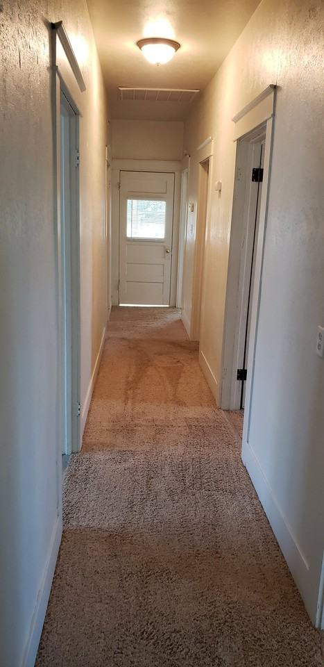 915 N 13th St - Photo 5 of 5