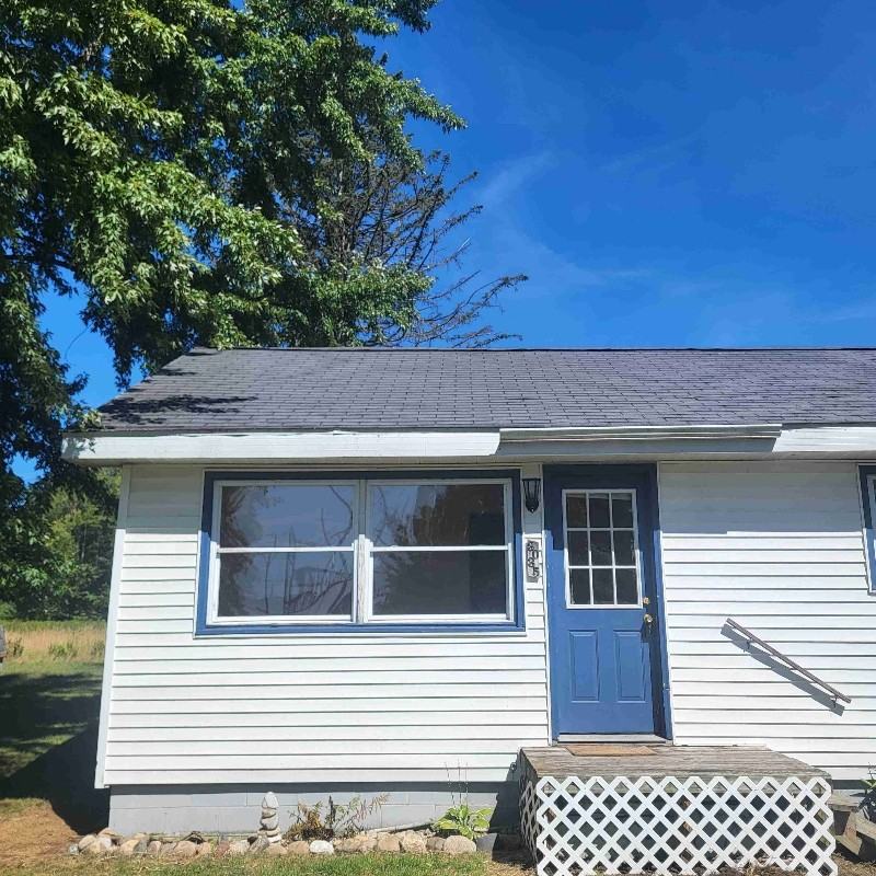 3035 Hampton Rd - Photo 2 of 7