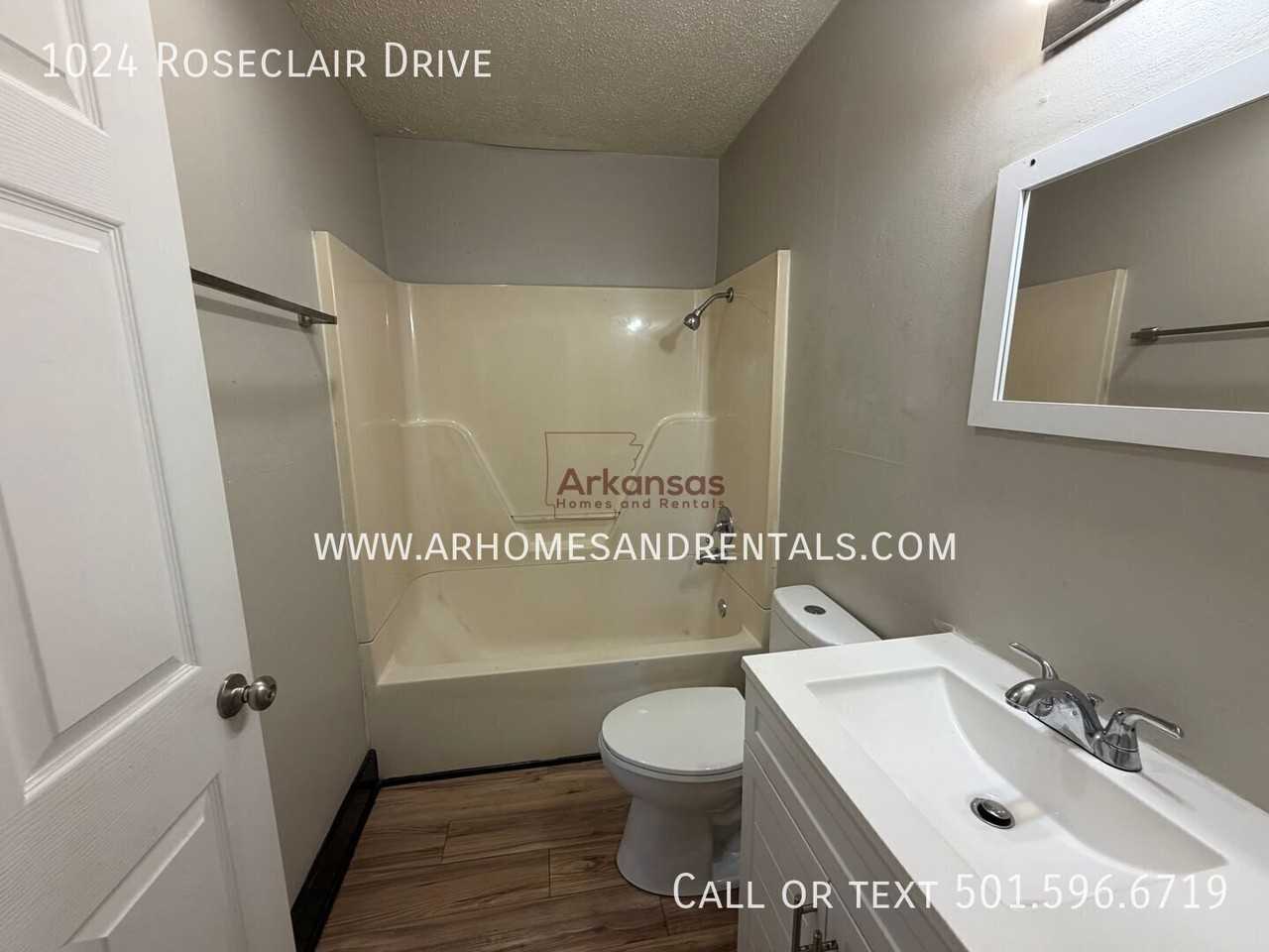 1024 Roseclair Dr - Photo 7 of 14