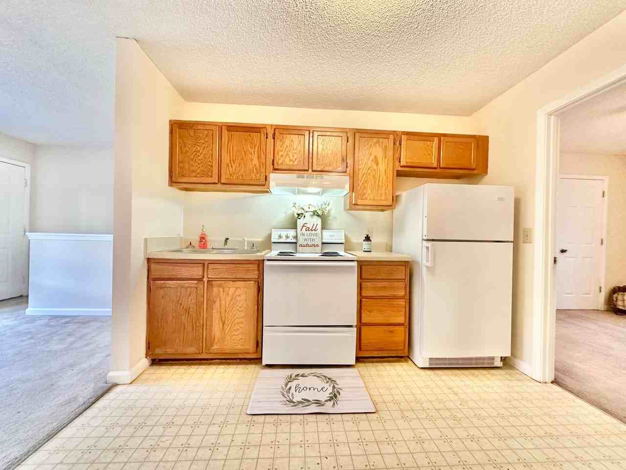 805 Old Gray Station Rd #B - Photo 4 of 10