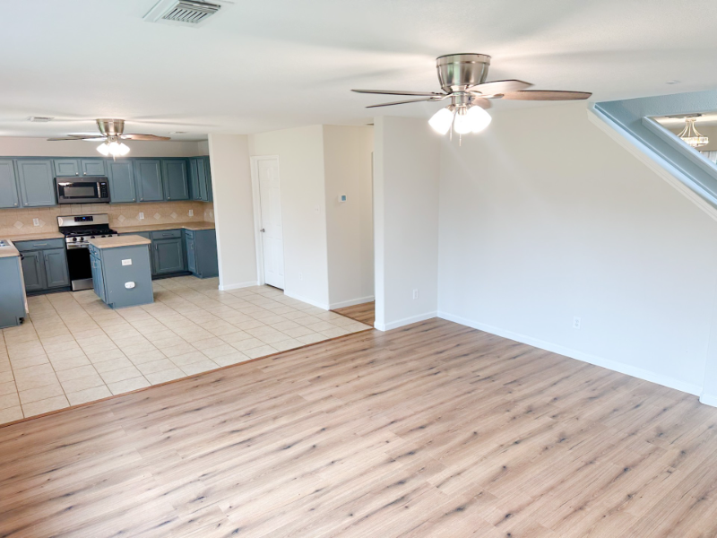 4027 Falvel Cove Dr - Photo 4 of 12
