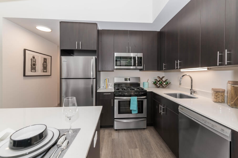 54 E 14th St - Photo 2 of 19
