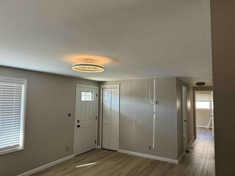 378 Amesbury Dr - Photo 4 of 5