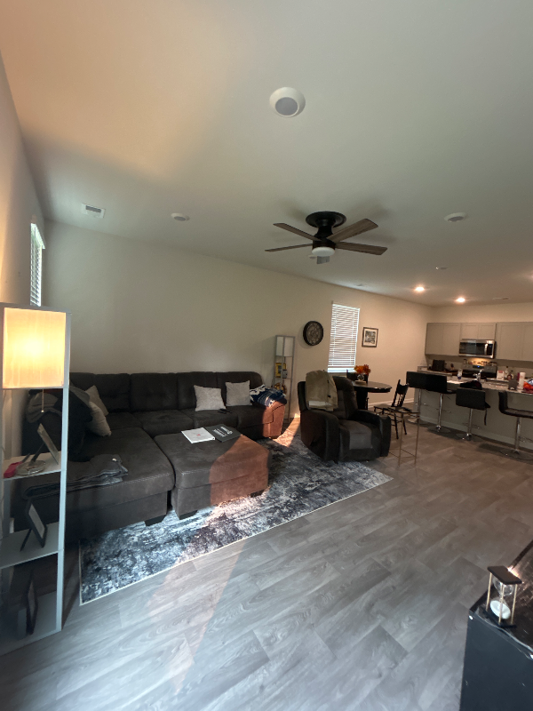 864 Shipley Way Sw - Photo 4 of 14