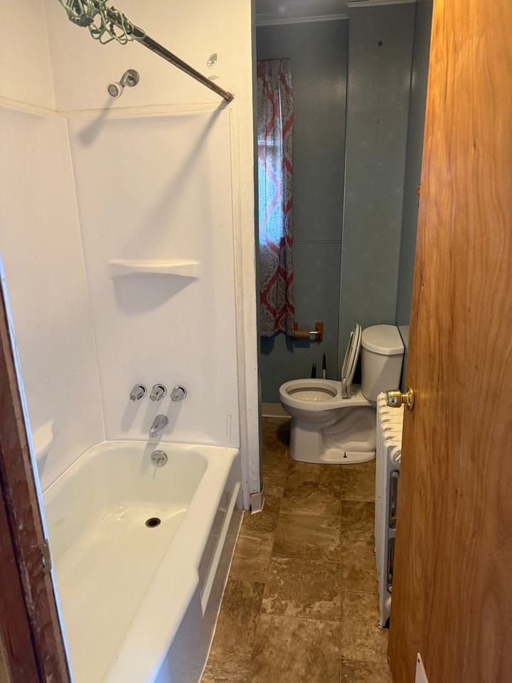 564 Dorothy Ave - Photo 3 of 11
