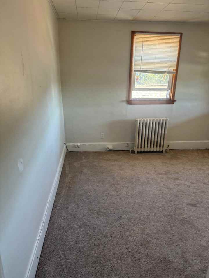 564 Dorothy Ave - Photo 5 of 11