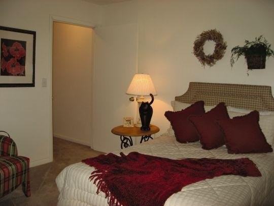 Oak Pointe Apartment Homes - Photo 3 of 21