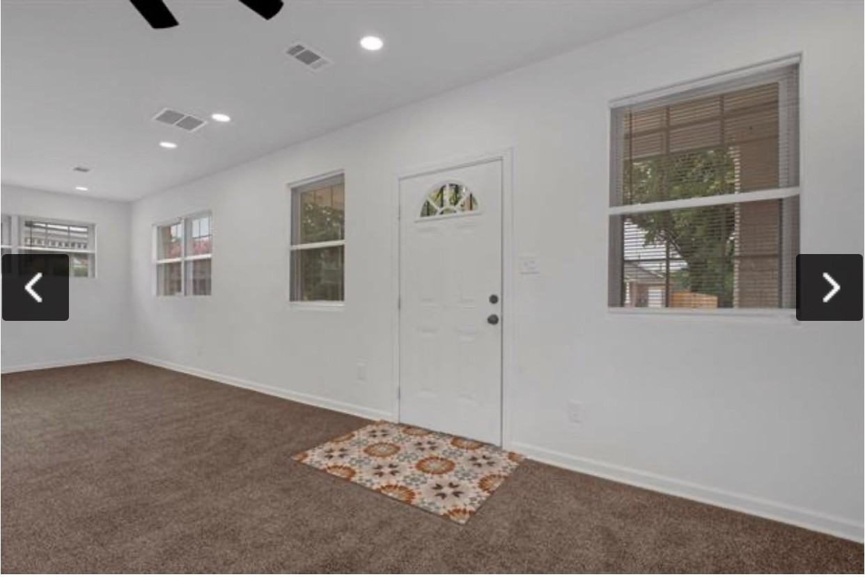 1031 Joseph Pl - Photo 3 of 20