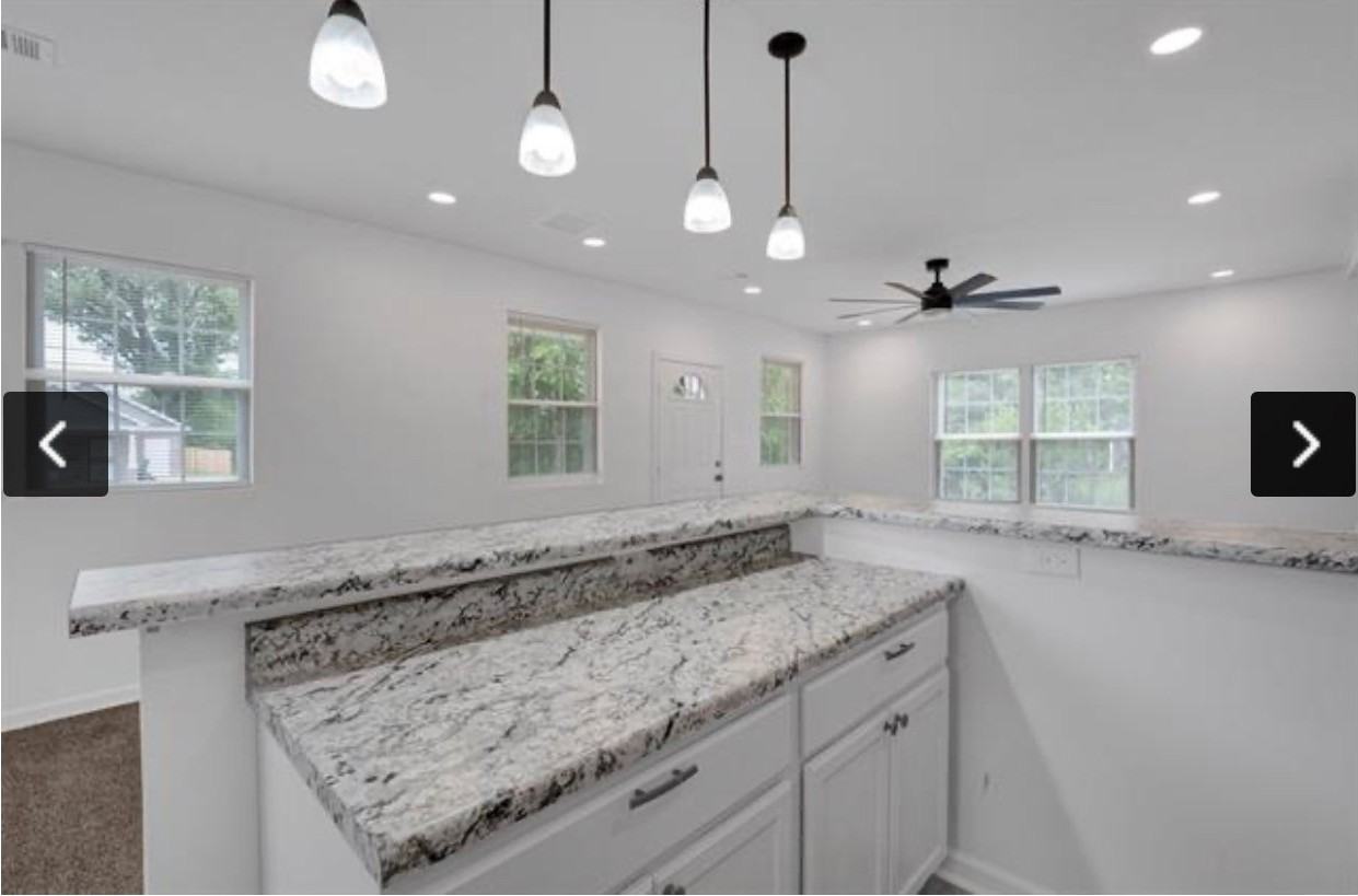 1031 Joseph Pl - Photo 6 of 20
