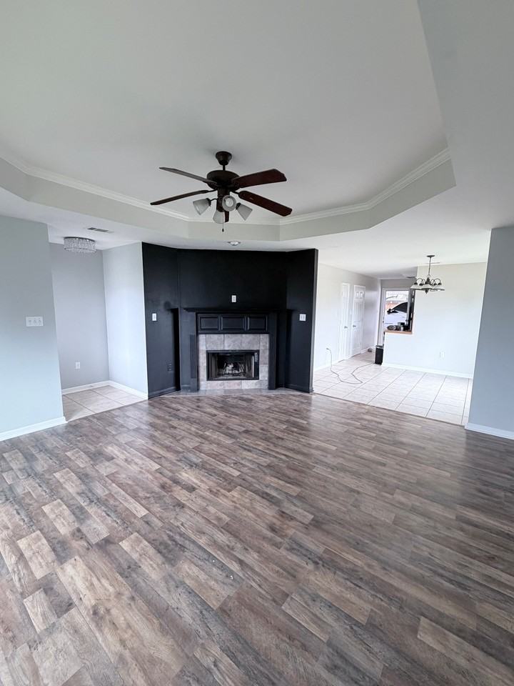 14376 Highway 44 - Photo 2 of 8