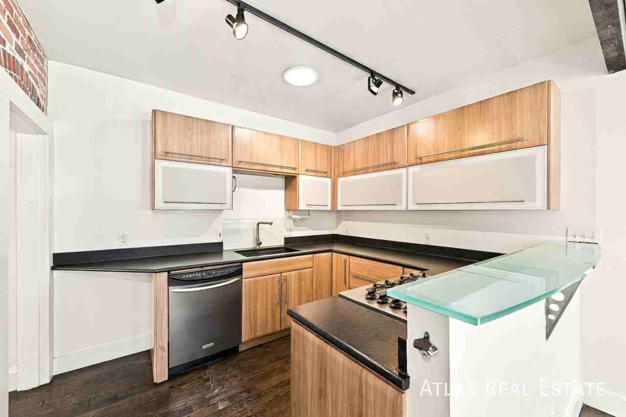 2539 W 27th Ave #L - Photo 5 of 16
