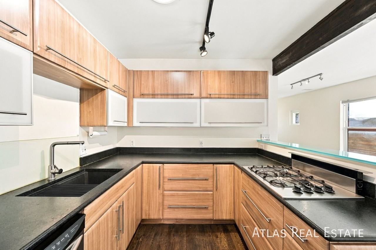 2539 W 27th Ave #L - Photo 6 of 16