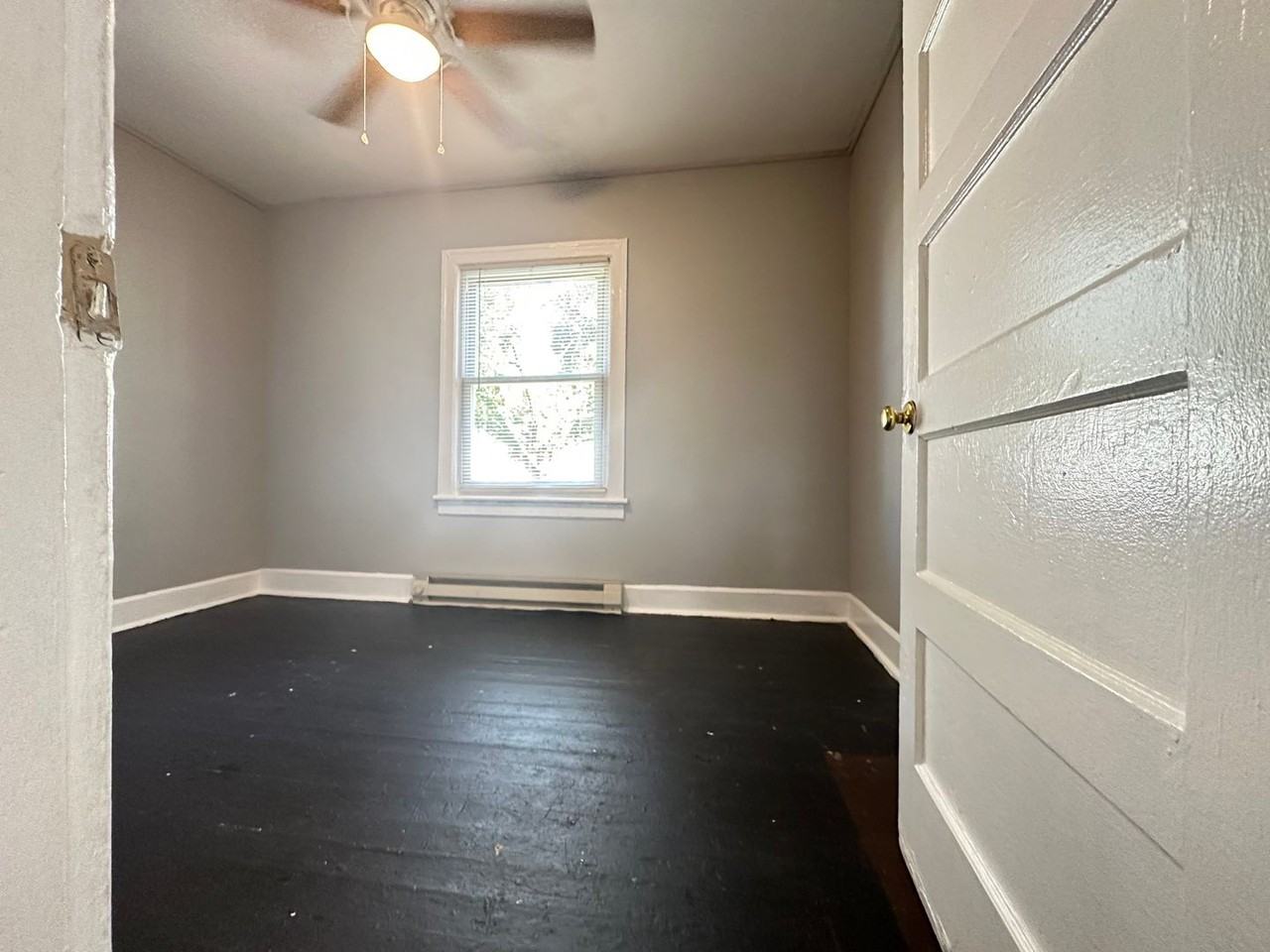 706 Jackson St - Photo 7 of 9