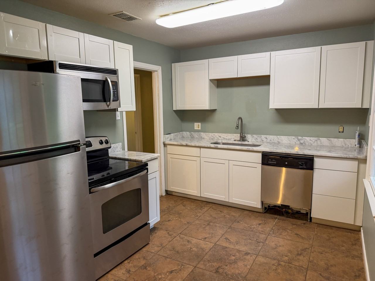 8061 Valmoral Dr - Photo 7 of 15