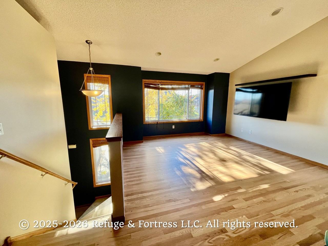 817 Jack Russell Ave - Photo 3 of 16