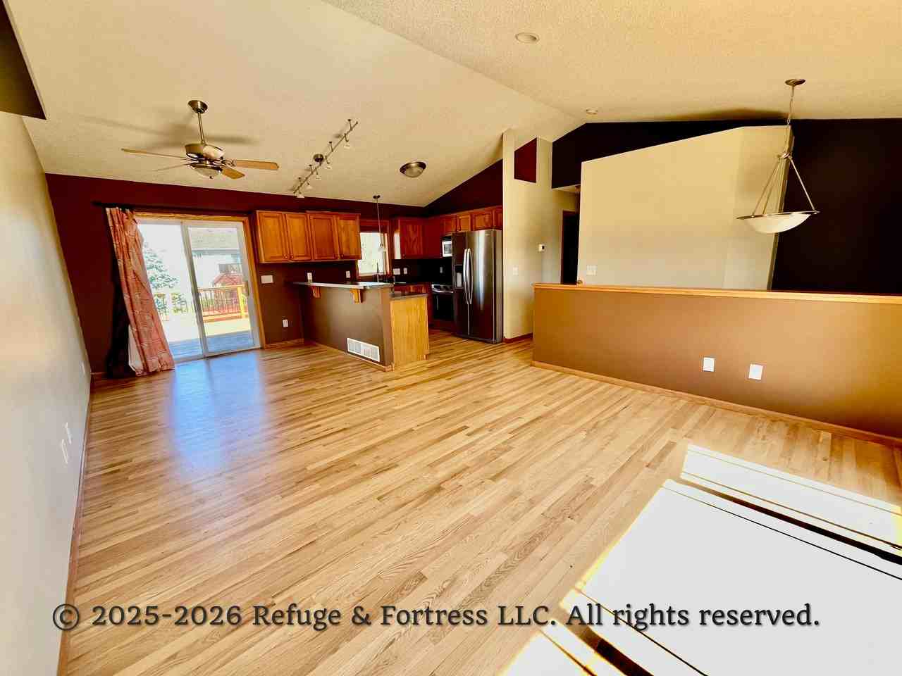 817 Jack Russell Ave - Photo 4 of 16