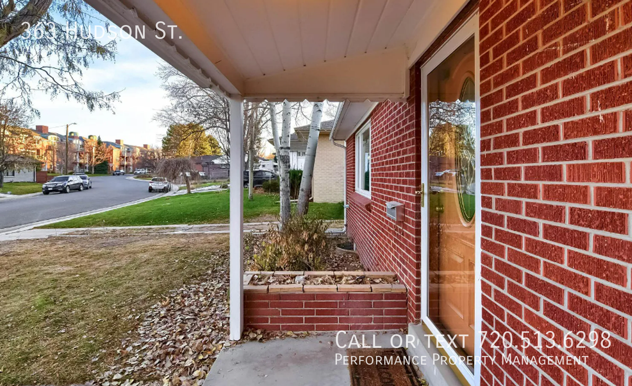 363 Hudson St - Photo 3 of 25
