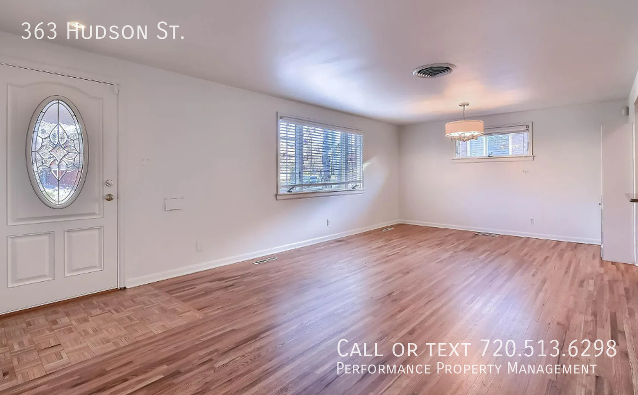 363 Hudson St - Photo 4 of 25